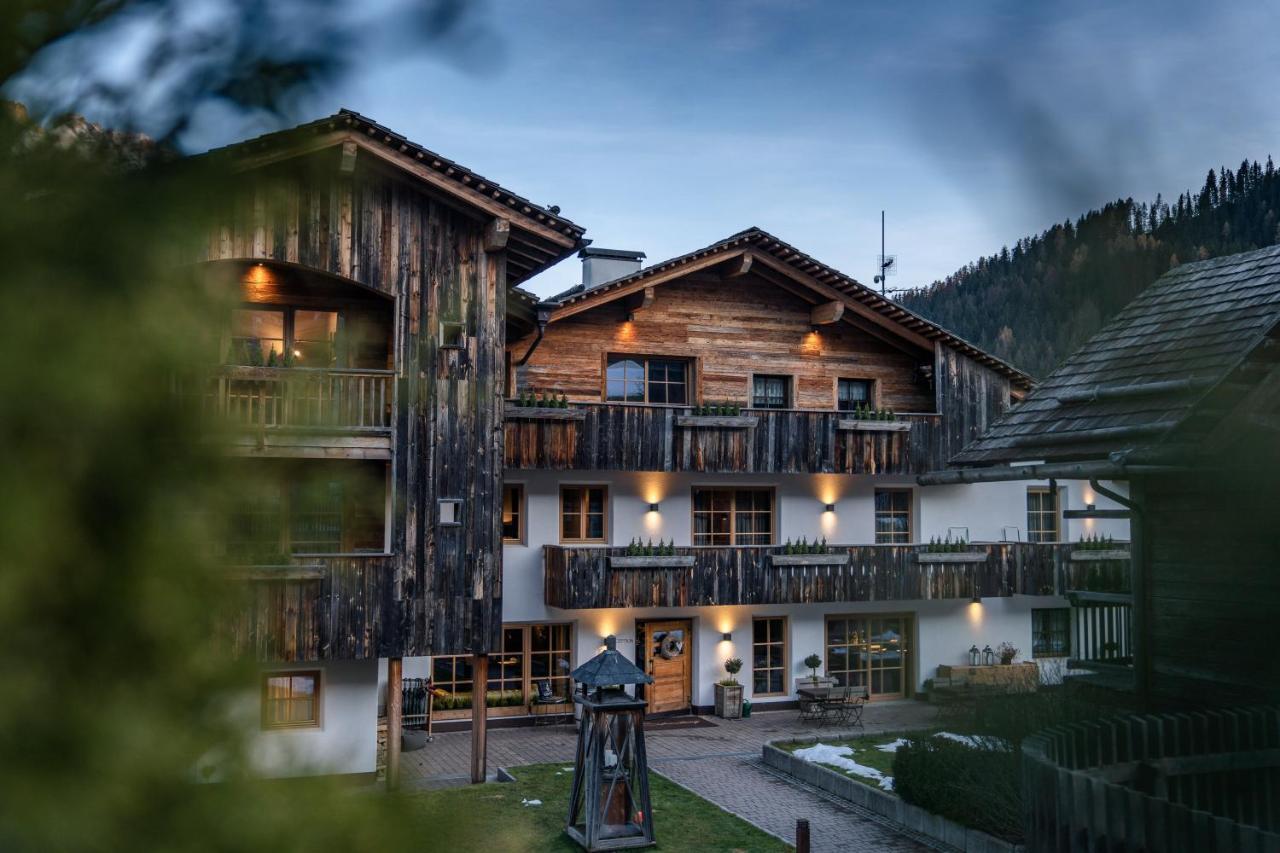 Sportony Mountain Lodges La Villa  Exterior photo