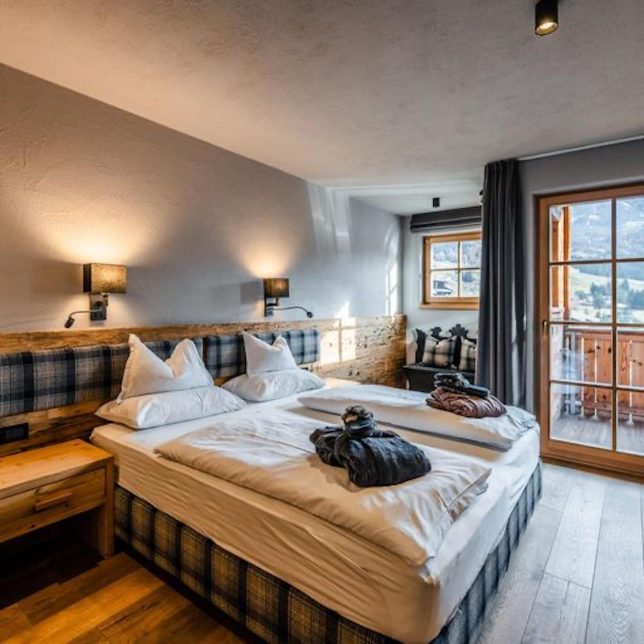 Sportony Mountain Lodges La Villa  Exterior photo